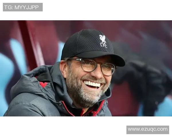 足球邓的传奇之路：从草根球员到顶级教练的奋斗故事